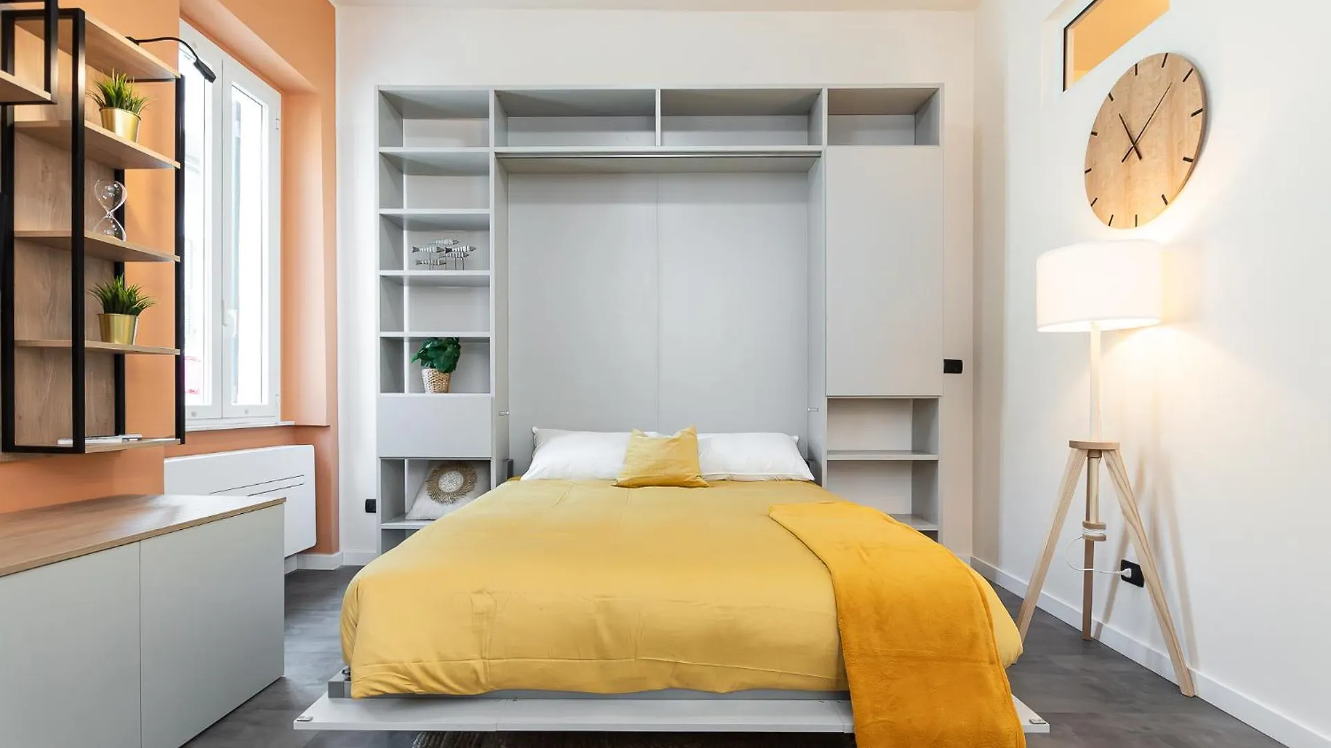 Loano Centro Storico Appartamento Loft Con Parcheggioprivatogratuito 0*,  Italy
