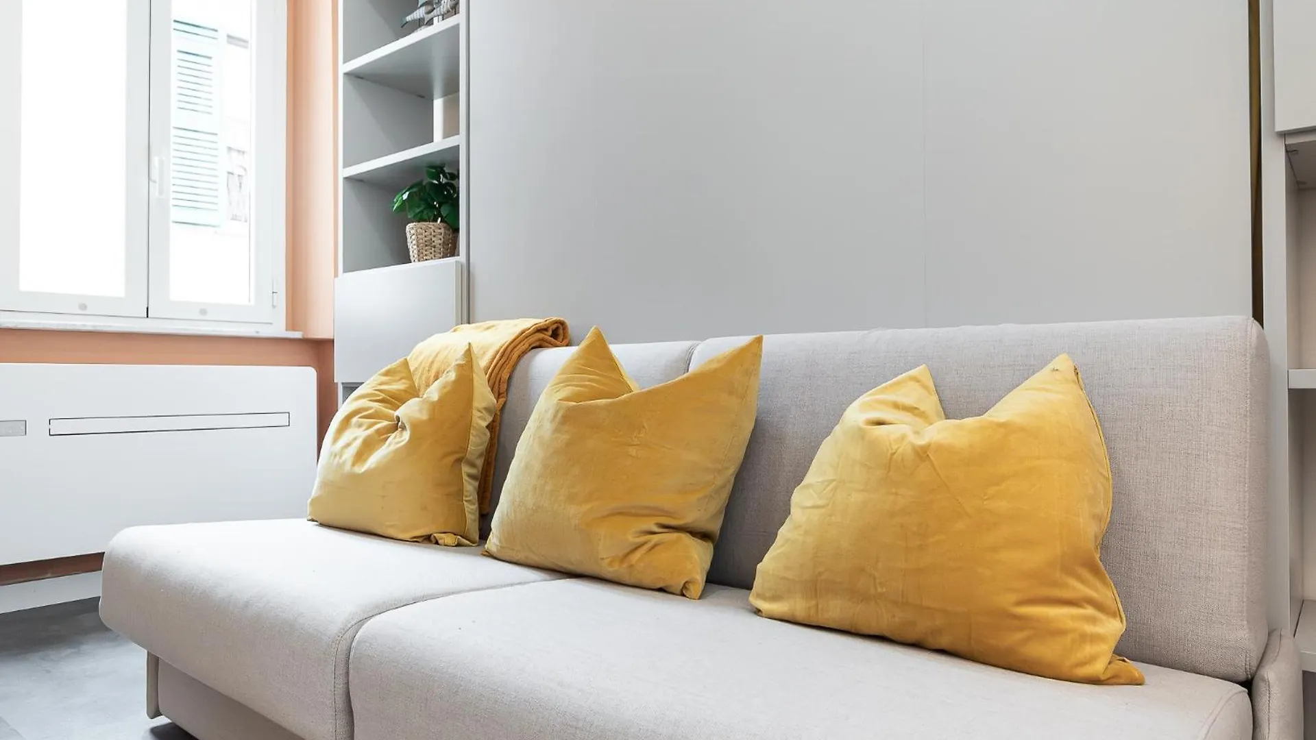 Apartment Loano Centro Storico Appartamento Loft Con Parcheggioprivatogratuito
