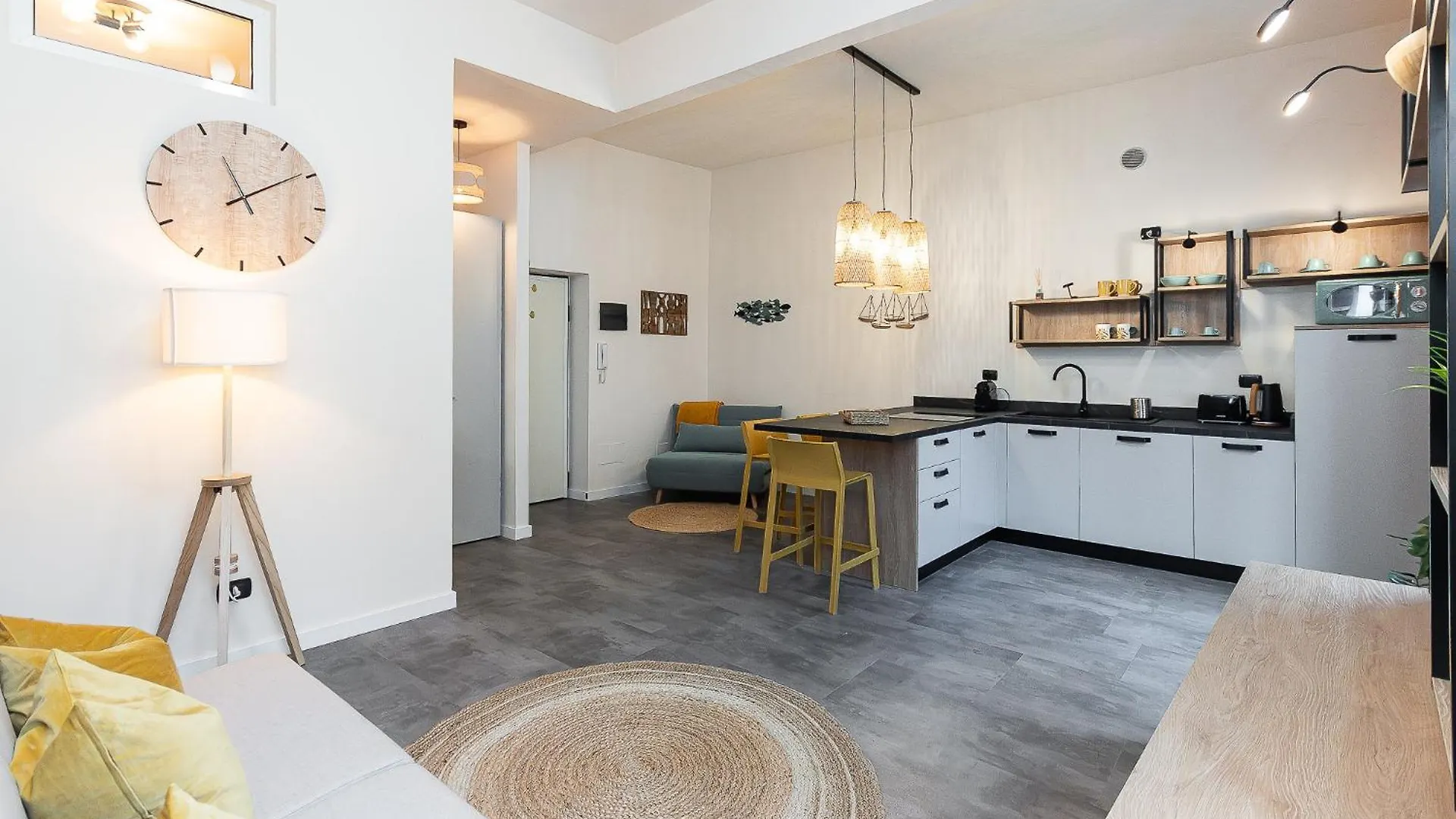 Loano Centro Storico Appartamento Loft Con Parcheggioprivatogratuito